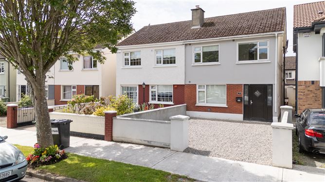 2 Oakview Close, Hartstown, Dublin 15