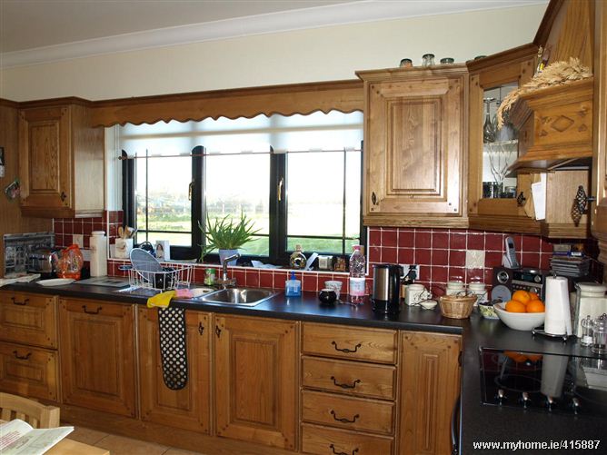 Holywell, Ballyhaunis, Co. Mayo