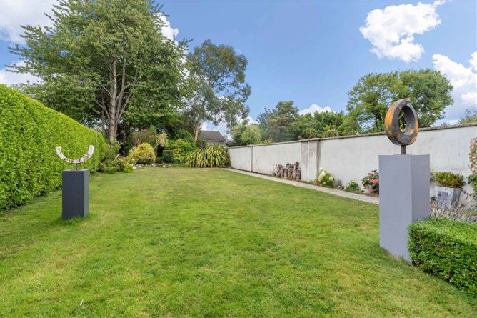 24 Priory Grove, Blackrock, Co. Dublin