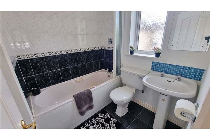 2 Wood Dale Close, Ballycullen, Dublin 24