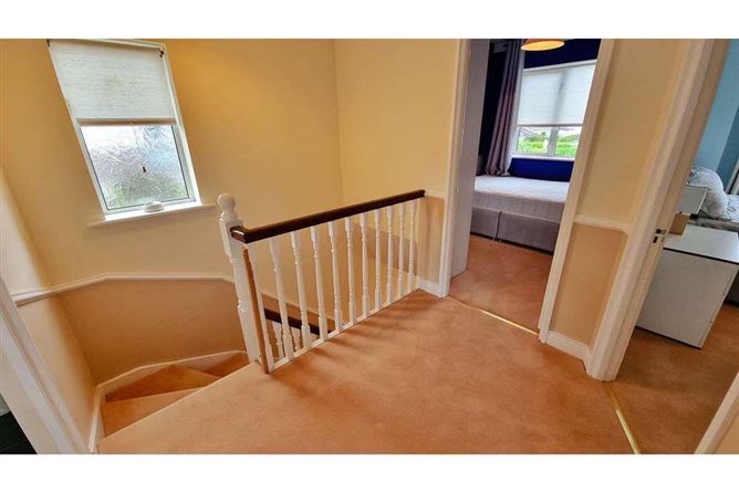 2 Wood Dale Close, Ballycullen, Dublin 24