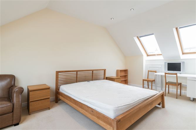 Apartment 15, Granite Court, Stepaside Park, Stepaside, Dublin 18