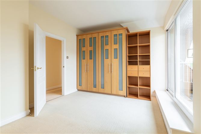 Apartment 15, Granite Court, Stepaside Park, Stepaside, Dublin 18