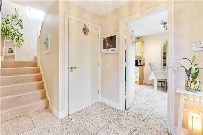 4 Hunter's Walk, Ballycullen, Dublin 24
