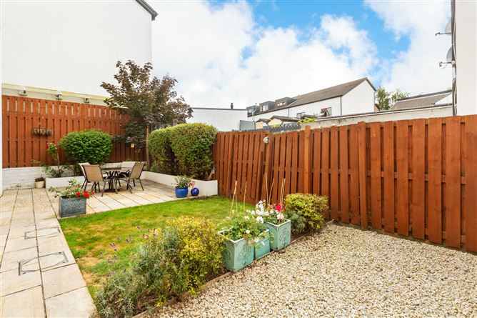 4 Hunter's Walk, Ballycullen, Dublin 24