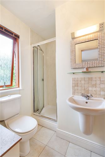 4 Hunter's Walk, Ballycullen, Dublin 24