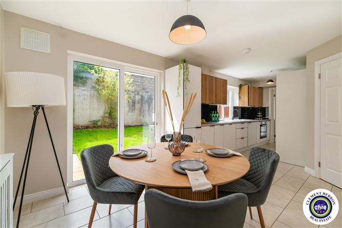 93 Caiseal Na Ri, Cashel, Cahir, Tipperary