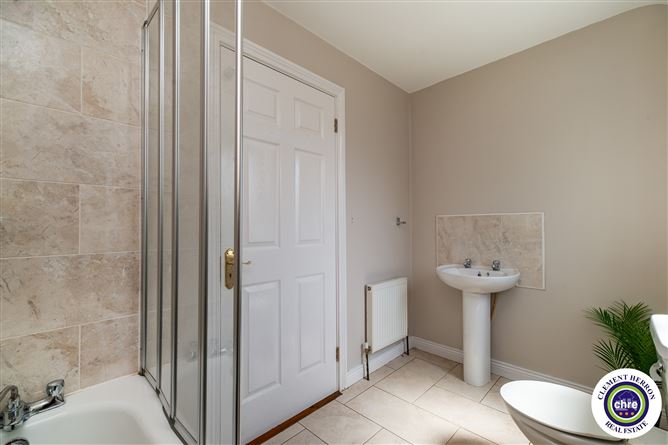 93 Caiseal Na Ri, Cashel, Cahir, Tipperary