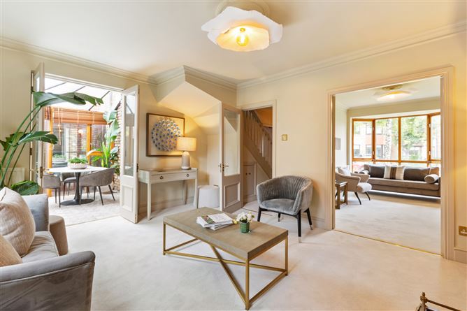 63 Shrewsbury Park, Ballsbridge, Dublin 4
