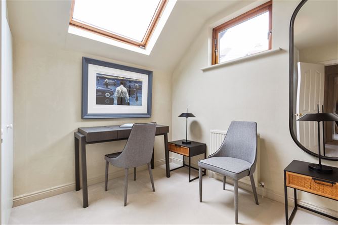 63 Shrewsbury Park, Ballsbridge, Dublin 4