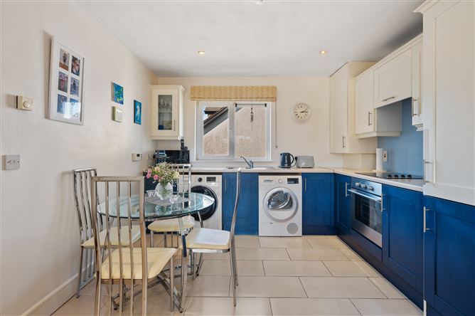 33 Highfield Avenue, Ballincollig, Cork
