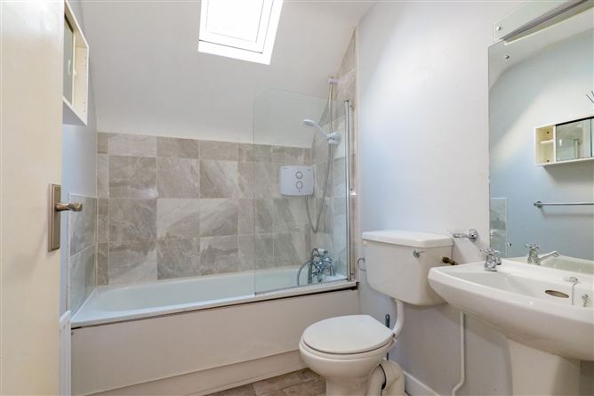 8 Pairc Na gCaor, Moycullen, Co. Galway