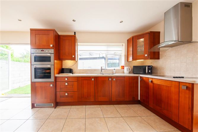 Photo 9 of 26 — 38 Elm Mount Park, Beaumont, Dublin 9