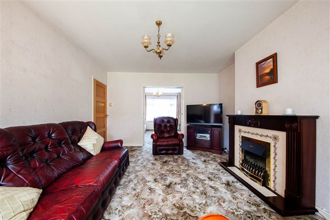 Photo 6 of 26 — 38 Elm Mount Park, Beaumont, Dublin 9