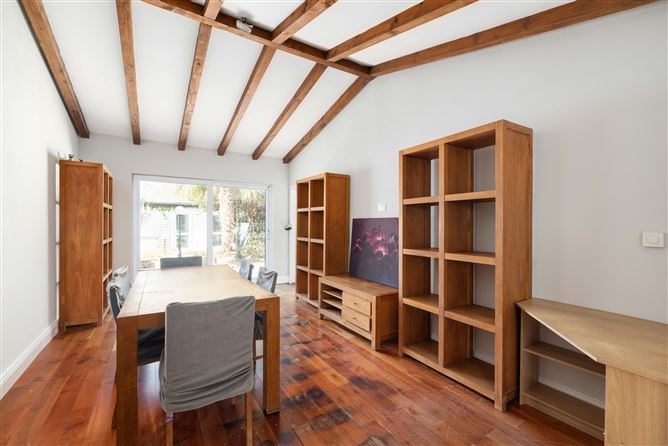 Photo 7 of 18 — 73 Mount Eagle View, Leopardstown, Dublin 18