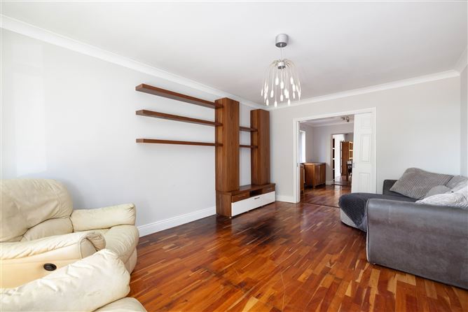73 Mount Eagle View, Leopardstown, Dublin 18