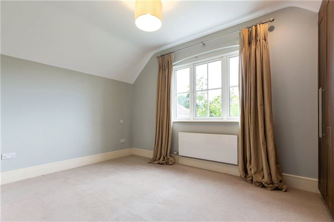 5 Cairnbrook, Glenamuck Road, Carrickmines, Dublin 18