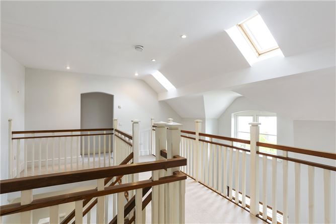 5 Cairnbrook, Glenamuck Road, Carrickmines, Dublin 18