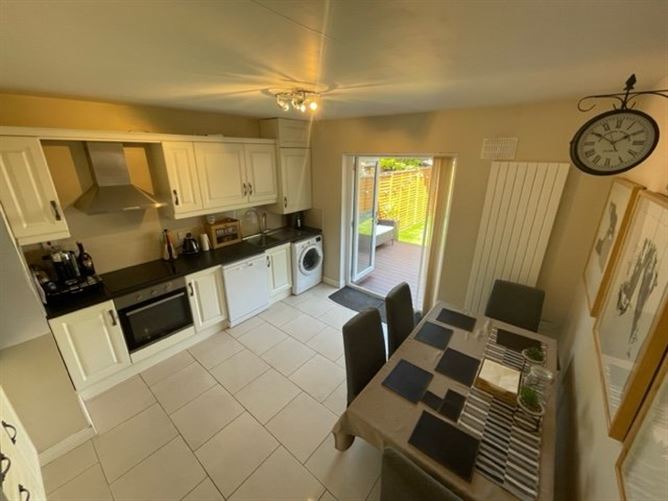 4 Mount Andrew Crescent, Lucan, Co. Dublin DNG Lucan 4709987