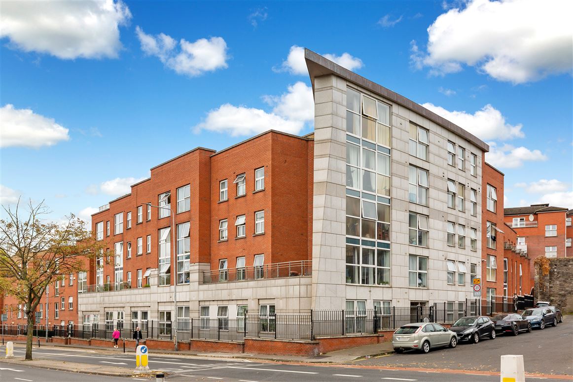 203 New Hardwicke, Broadstone, Dublin 7 Brock DeLappe Estate Agents 4735987 MyHome.ie