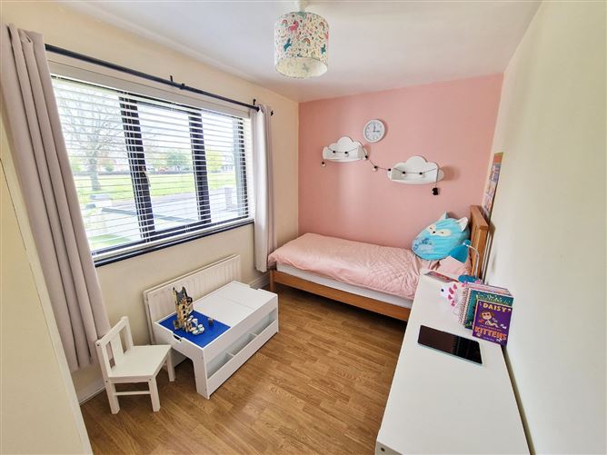 2 Church Drive, Clarecastle, Ennis, Co. Clare