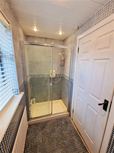 2 Church Drive, Clarecastle, Ennis, Co. Clare