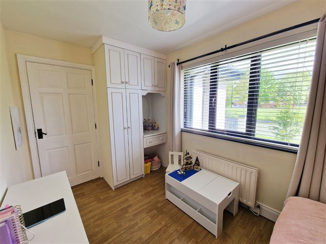 2 Church Drive, Clarecastle, Ennis, Co. Clare