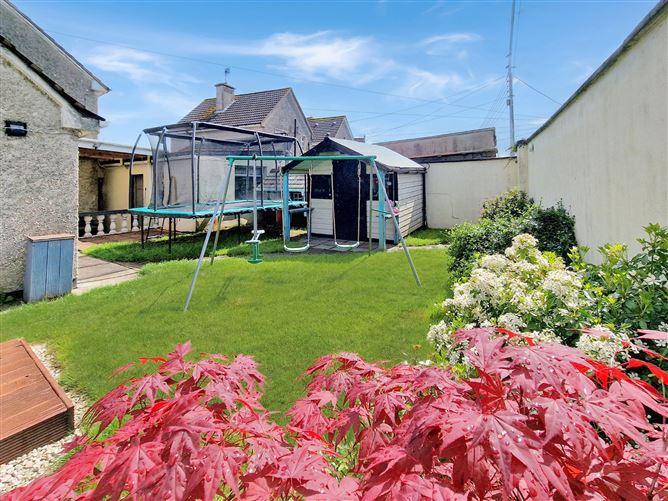 2 Church Drive, Clarecastle, Ennis, Co. Clare