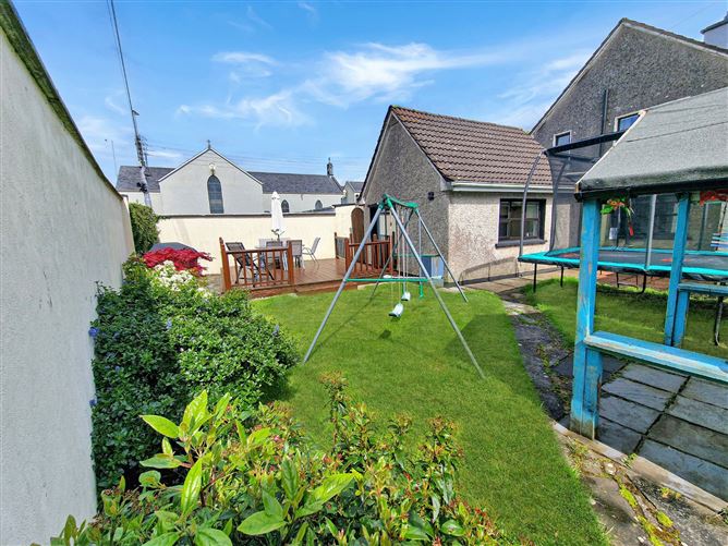 2 Church Drive, Clarecastle, Ennis, Co. Clare