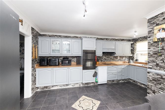34 Woodford Downs, Clondalkin,   Dublin 22