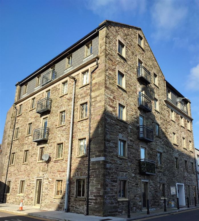8 Brown Court, Youghal, Cork