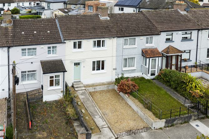 https://photos-a.propertyimages.ie/media/7/8/9/4958987/e8c9bbd2-9ce6-49f3-9400-73c159356964_l.jpg