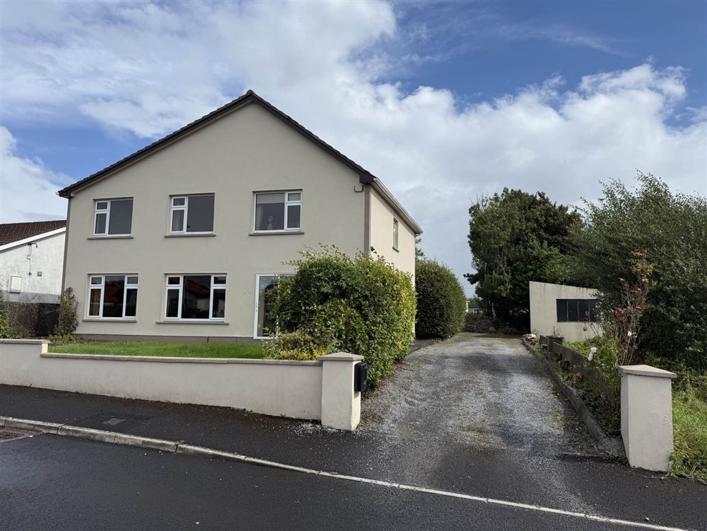 9b Knockroe, Castlerea, County Roscommon