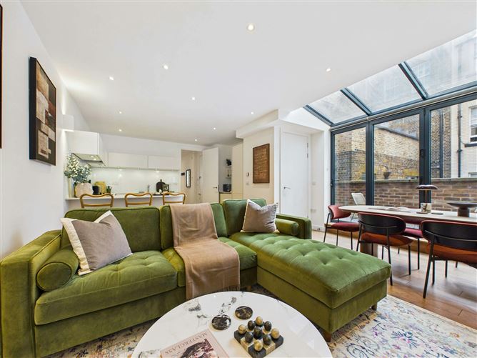 Juniper & Cranberry,London,Greater London,United Kingdom