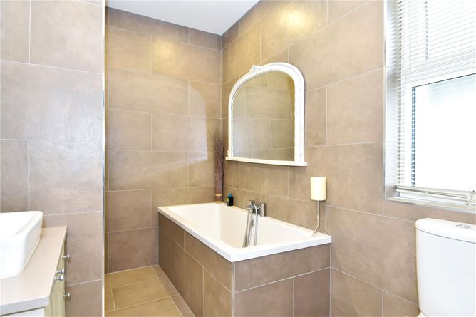 6 Canal Court, Canal Road Upper, Newcastle, Galway