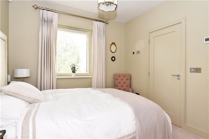 6 Canal Court, Canal Road Upper, Newcastle, Galway