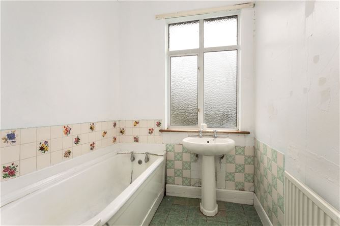 33 Beach Road, Sandymount, Dublin 4