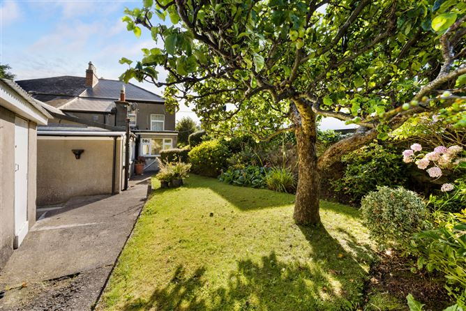 Lynford, 2 Oldcourt Terrace, Vevay Road, Bray