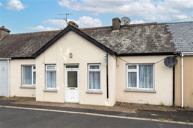 2 Railway View, Knocklong, Limerick