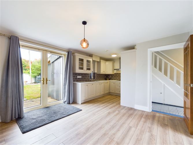 4 Castle Avenue, Thurles, Co. Tipperary