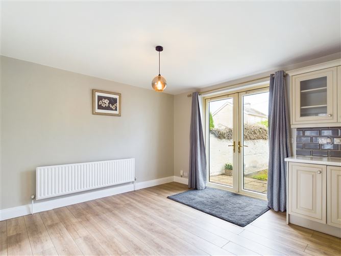 4 Castle Avenue, Thurles, Co. Tipperary