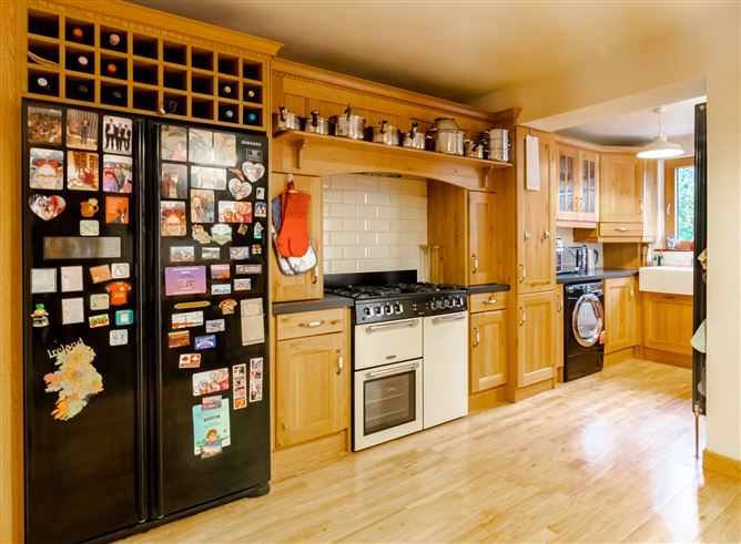 6 Oakpark, Ballyhooley Road, Ballyvolane, Cork