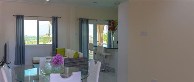 Private, Mount Royal Villas