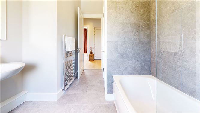 Apt 4, Ard Lorcain Grove, Stillorgan, Dublin