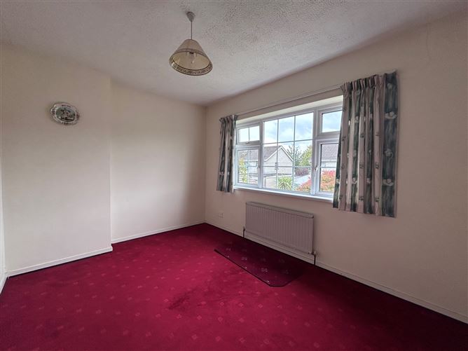 15 Prior Park Hill, Clonmel, Co. Tipperary