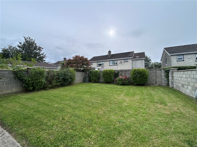 15 Prior Park Hill, Clonmel, Co. Tipperary
