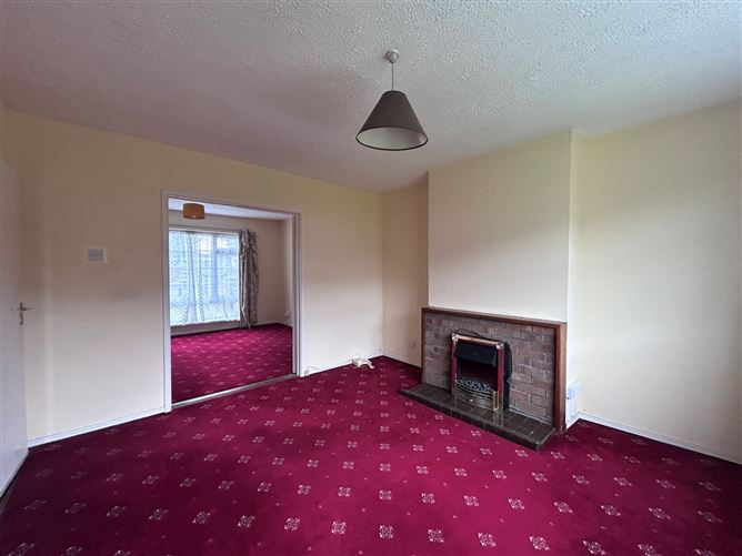 15 Prior Park Hill, Clonmel, Co. Tipperary