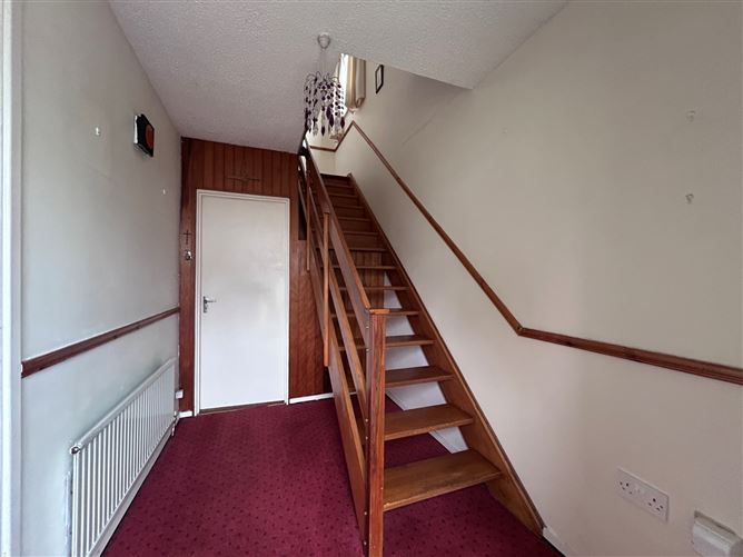 15 Prior Park Hill, Clonmel, Co. Tipperary