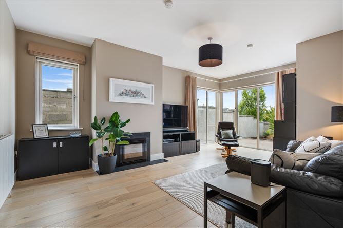 Photo 13 of 32 — 9 Hazel Hill, Maryborough Ridge, Rochestown, Co. Cork, Rochestown, Cork