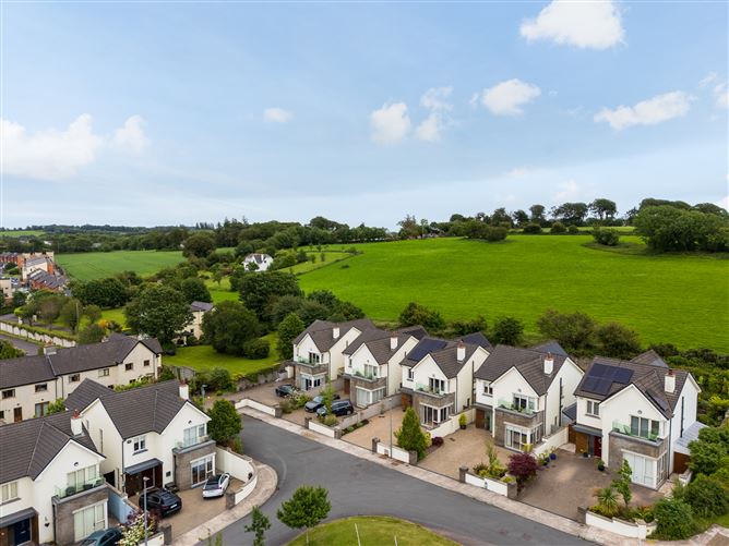 Photo 30 of 32 — 9 Hazel Hill, Maryborough Ridge, Rochestown, Co. Cork, Rochestown, Cork